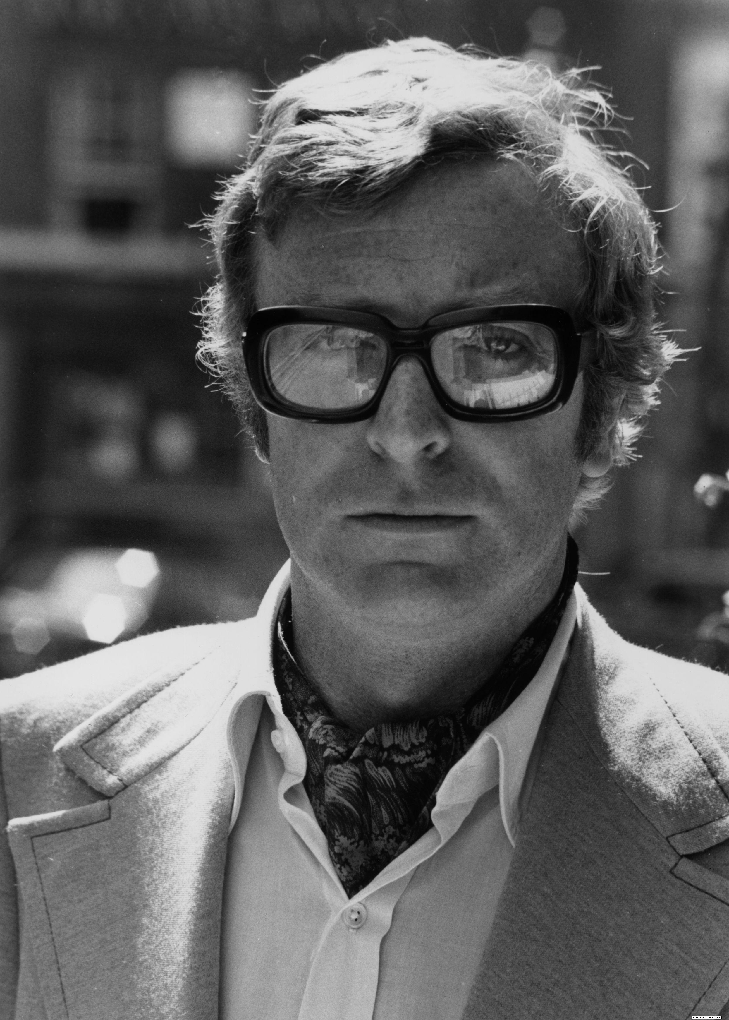 Michael Caine - Wallpaper Gallery